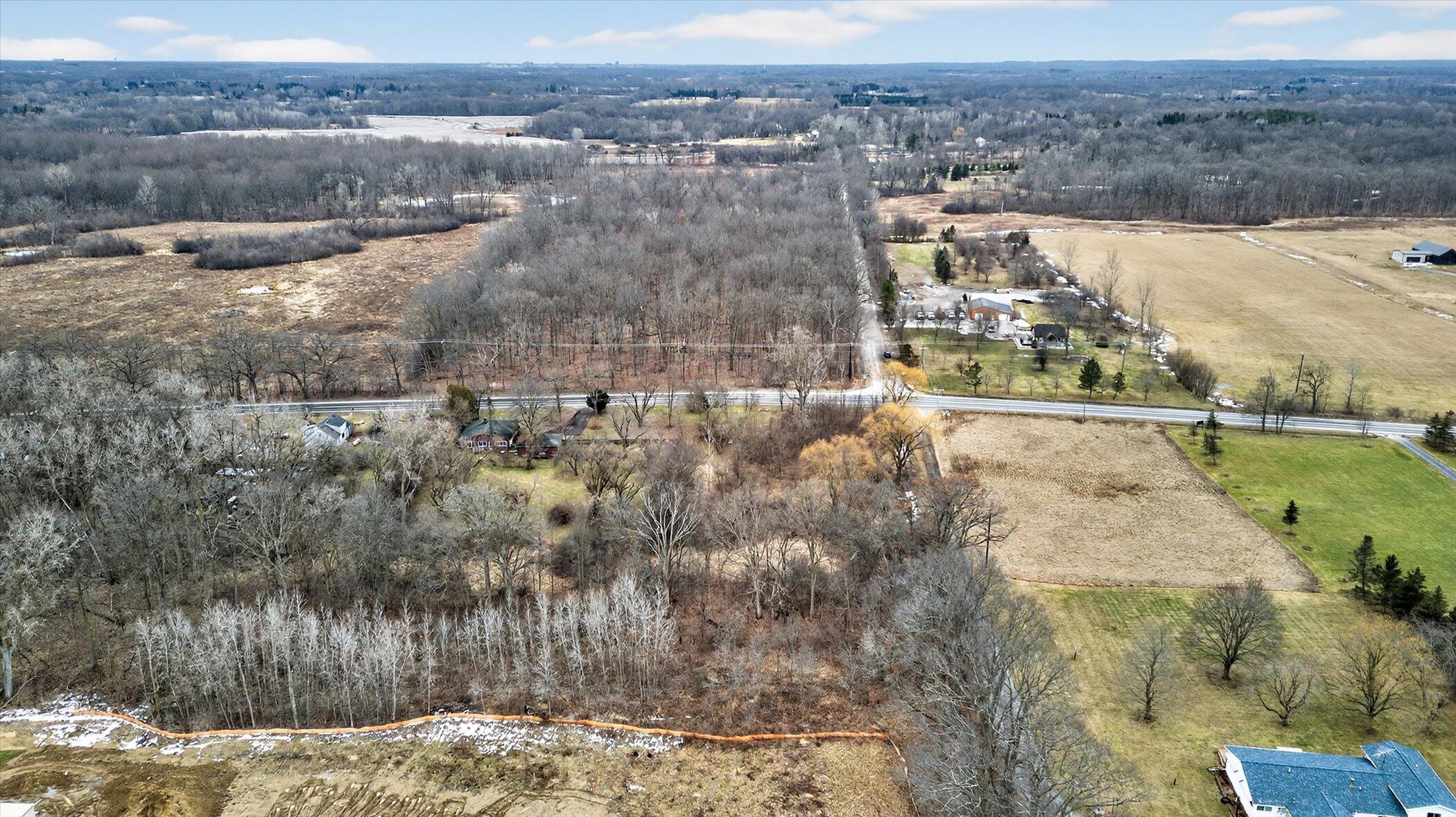 680 North Territorial Road West Ann Arbor, MI 48105 - Photo 17 of 25 21-680 N Territorial Rd W Ann Arbor-Wind