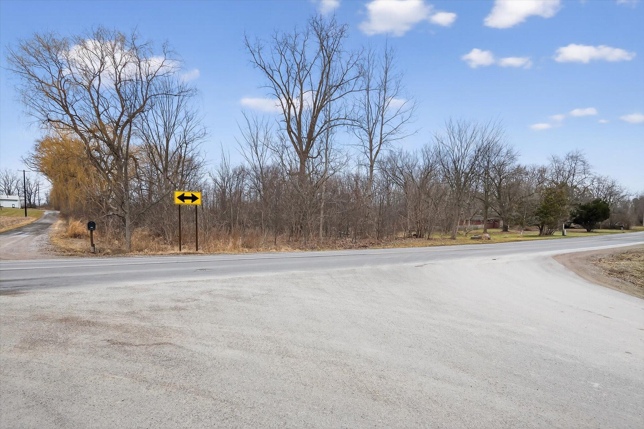680 North Territorial Road West Ann Arbor, MI 48105 - Photo 2 of 25 01-680 N Territorial Rd W Ann Arbor-Wind