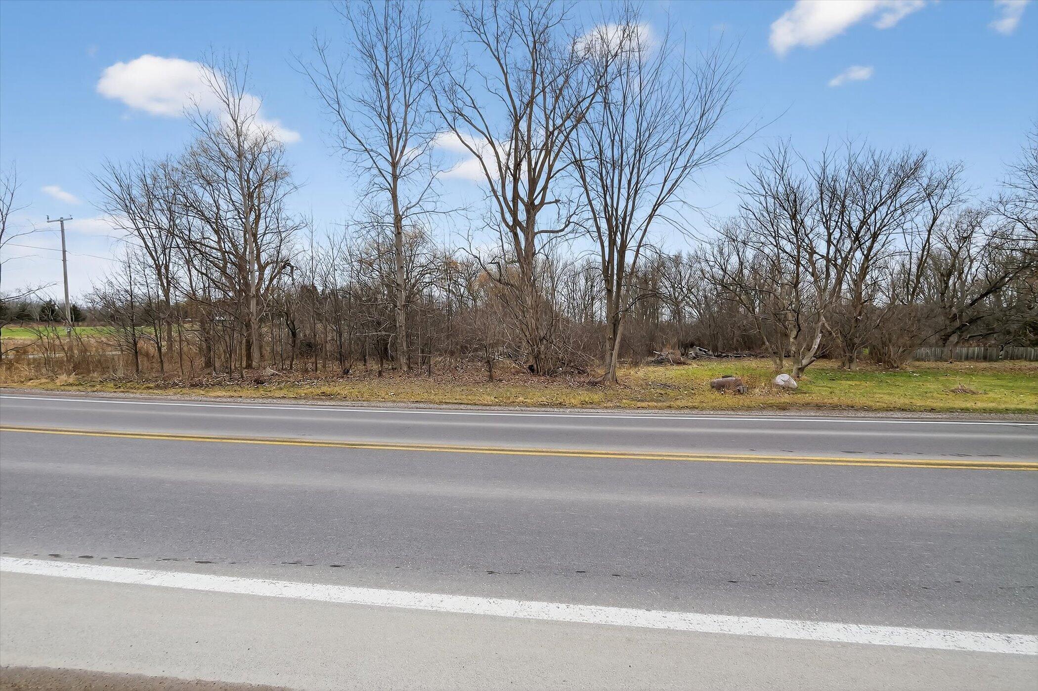 680 North Territorial Road West Ann Arbor, MI 48105 - Photo 3 of 25 02-680 N Territorial Rd W Ann Arbor-Wind