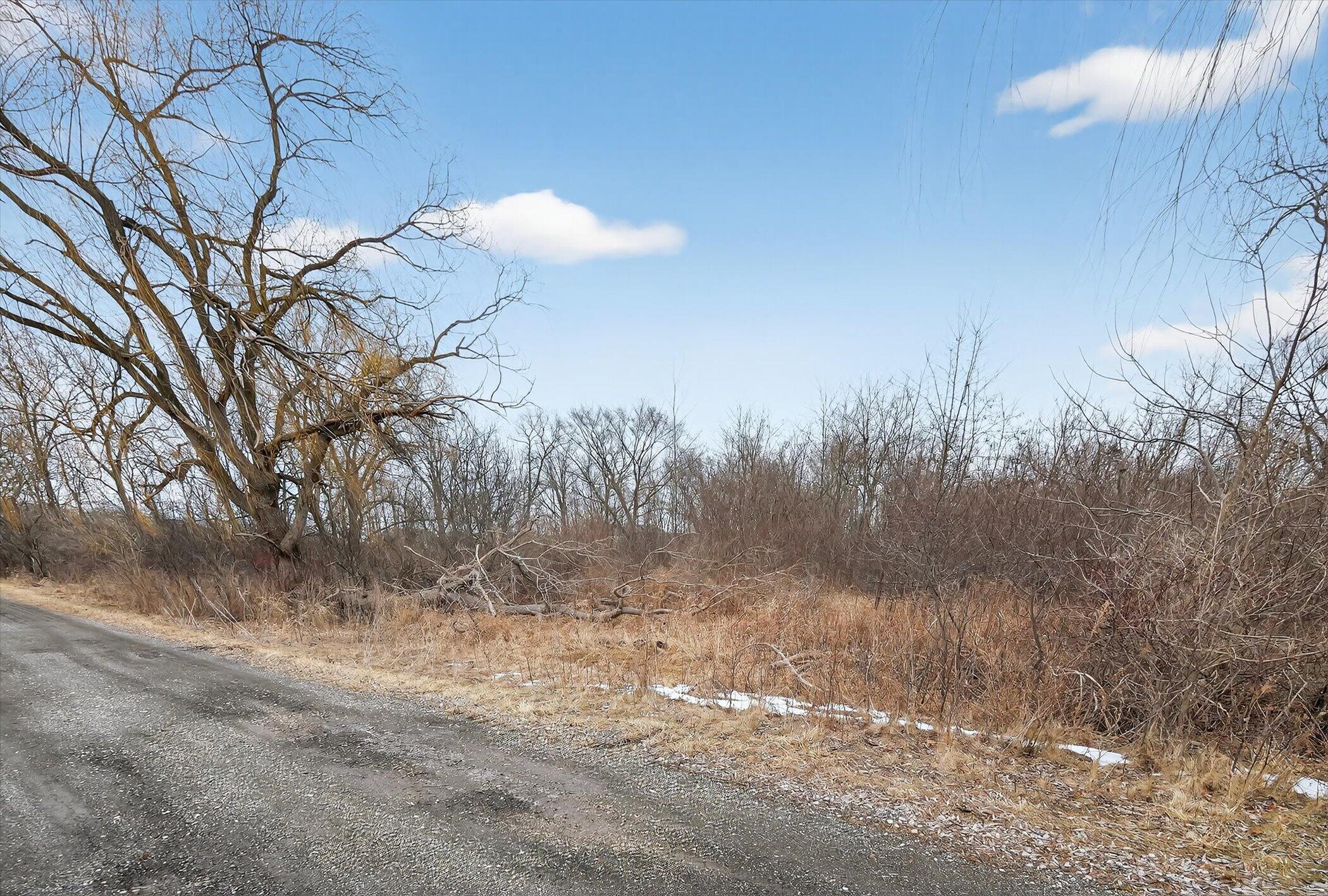 680 North Territorial Road West Ann Arbor, MI 48105 - Photo 9 of 25 08-680 N Territorial Rd W Ann Arbor-Wind