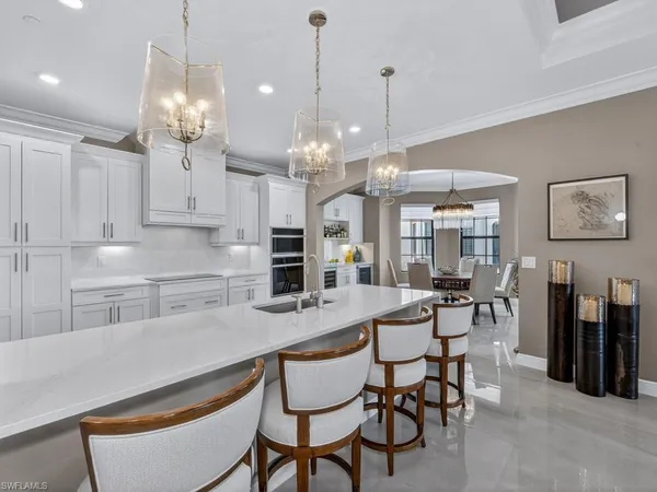 $1,750,000 | 16371 Viansa Way, Unit 201, Naples, FL 34110