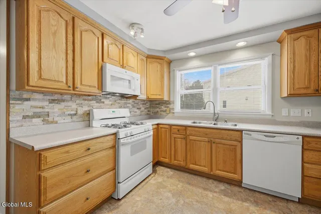 $329,900 | 1 Victor Drive, Guilderland, NY 12203