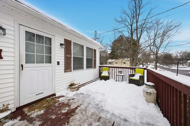 $329,900 | 1 Victor Drive, Guilderland, NY 12203