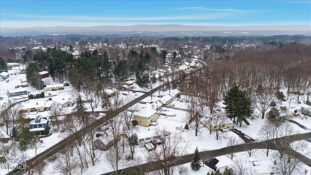 $329,900 | 1 Victor Drive, Guilderland, NY 12203