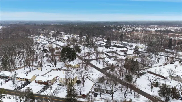 $329,900 | 1 Victor Drive, Guilderland, NY 12203