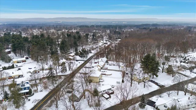 $329,900 | 1 Victor Drive, Guilderland, NY 12203