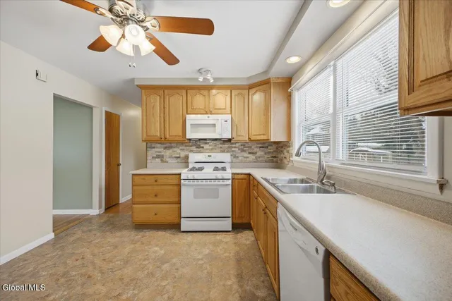 $329,900 | 1 Victor Drive, Guilderland, NY 12203