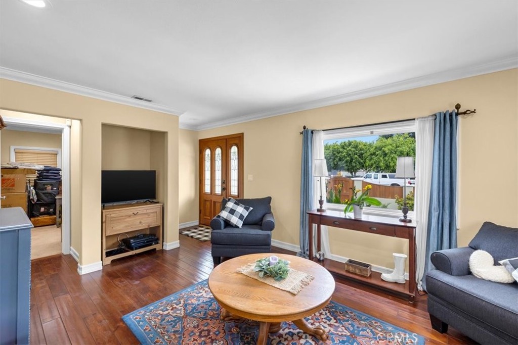 528 East 238th Place Carson, CA 90745 - Photo 5 of 75