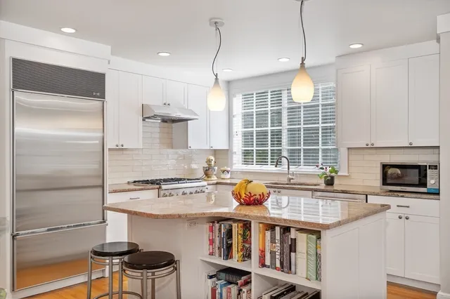 $2,495,000 | 80 Pine Ridge Road, Newton, MA 02468