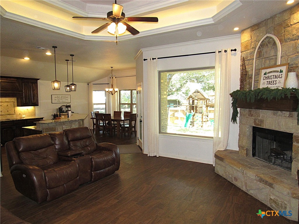 3210 Twin Ridge Drive Belton, TX 76513 - Photo 5 of 34