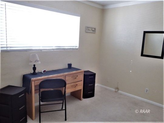 128 South Silver Ridge Street Ridgecrest, CA 93555 - Photo 16 of 33