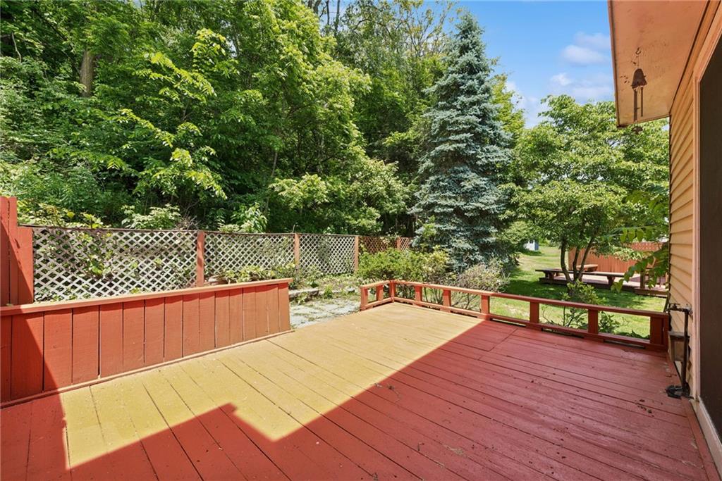 212 Shady Ridge Drive Monroeville, PA 15146 - Photo 19 of 26
