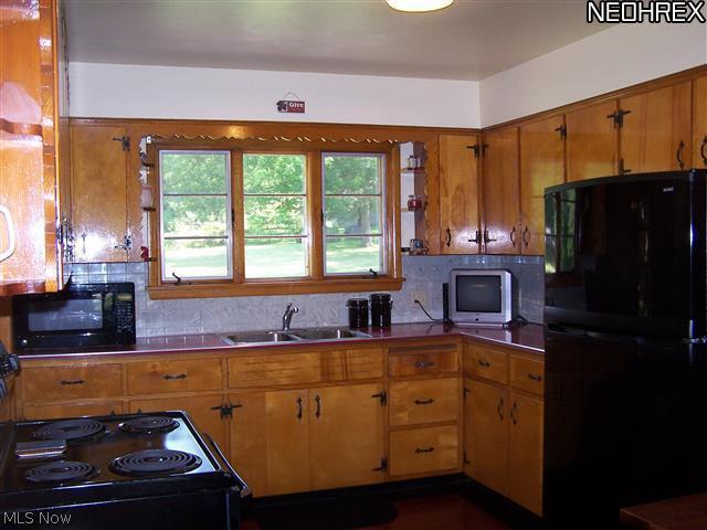 3517 Greenwich Road Norton, OH 44203 - Photo 7 of 19