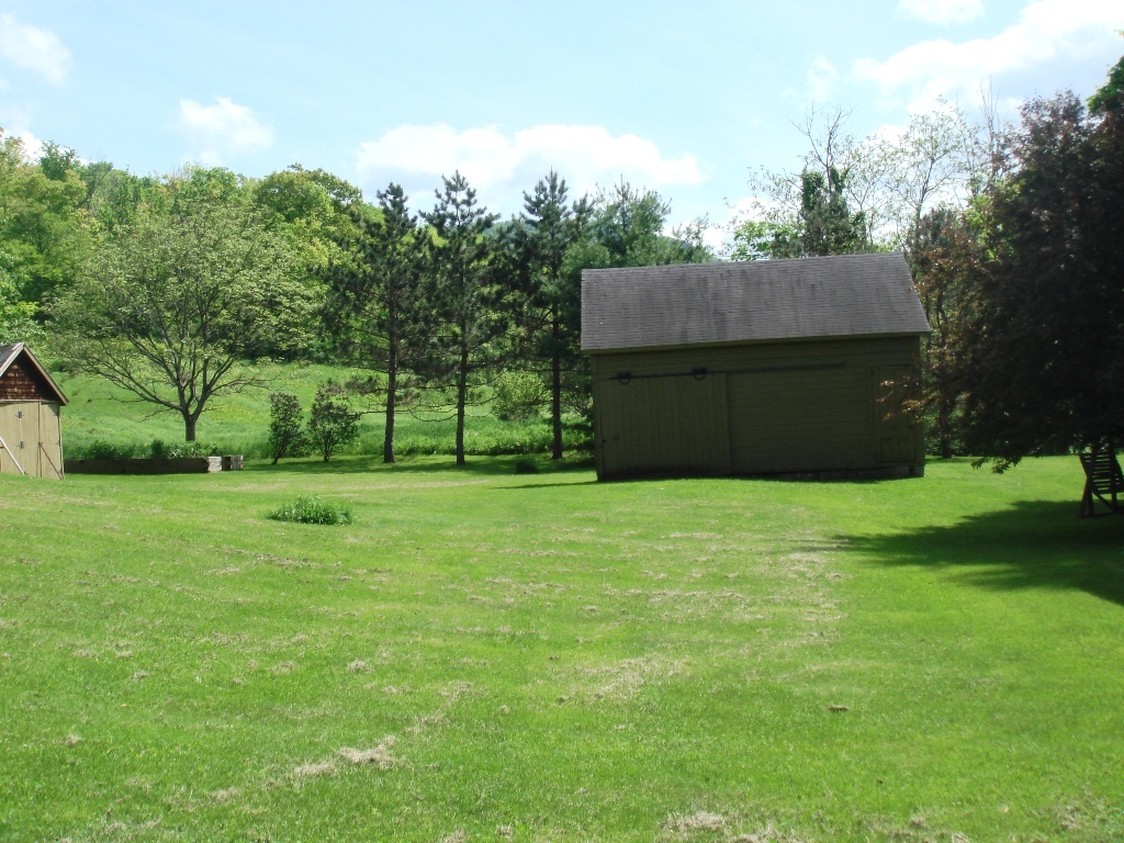 430 Hopper Road Williamstown, MA 01267 - Photo 17 of 18 Outbuilding