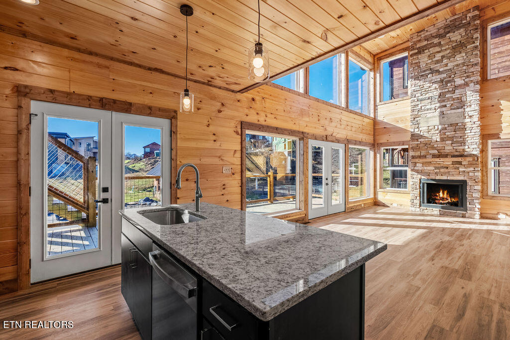 737 Bullwinkle Way Sevierville, TN 37862 - Photo 37 of 58 DSC02812-HDR