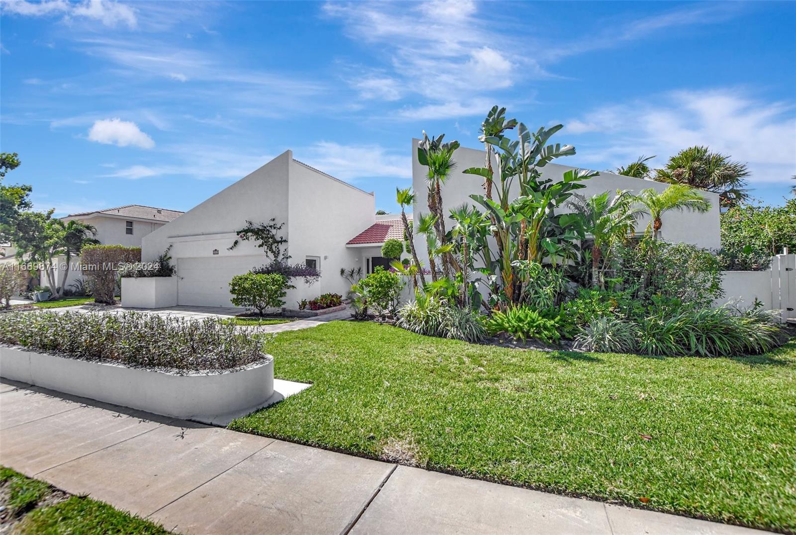 1519 Southwest 6th Terrace Boca Raton, FL 33486 - Photo 4 of 41