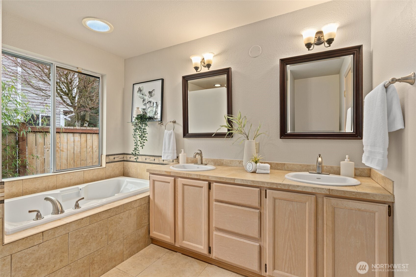 15608 156th Place Southeast Renton, WA 98058 - Photo 14 of 24