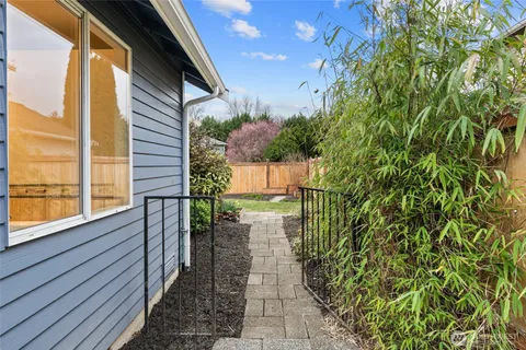 $779,950 | 15608 156th Place Southeast, Renton, WA 98058