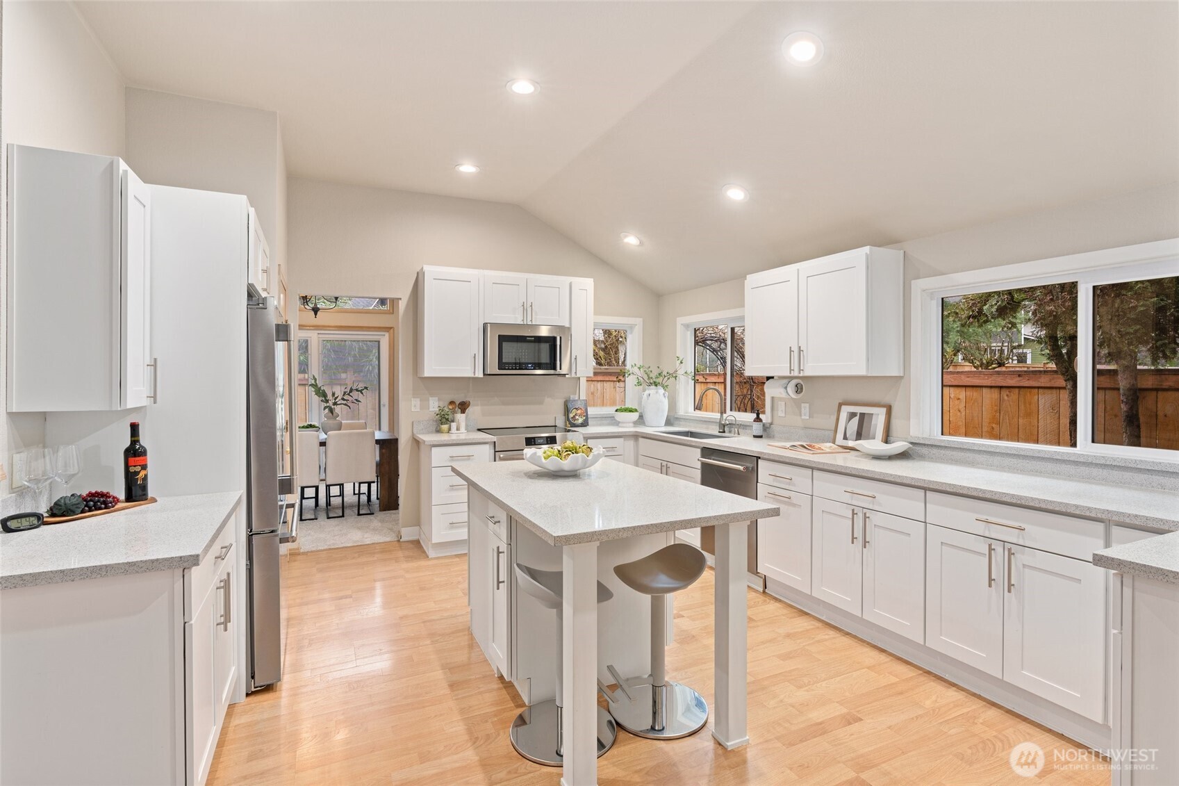 15608 156th Place Southeast Renton, WA 98058 - Photo 6 of 24