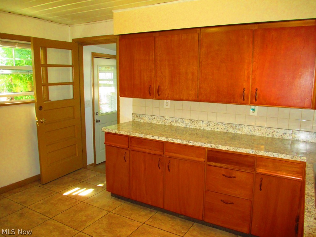 7754 Oberlin Road Elyria, OH 44035 - Photo 15 of 21 Gallery Image 15