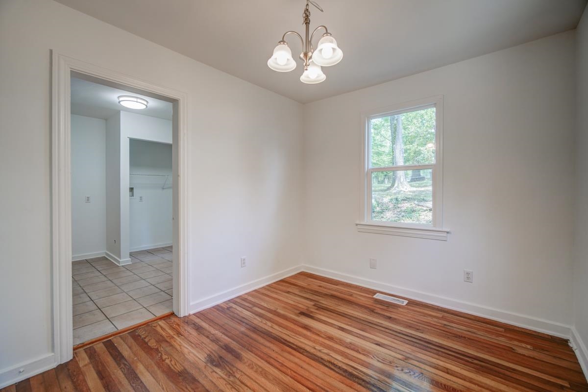 282 Fairforest Road Spartanburg, SC 29301 - Photo 7 of 32 Gallery Image 7