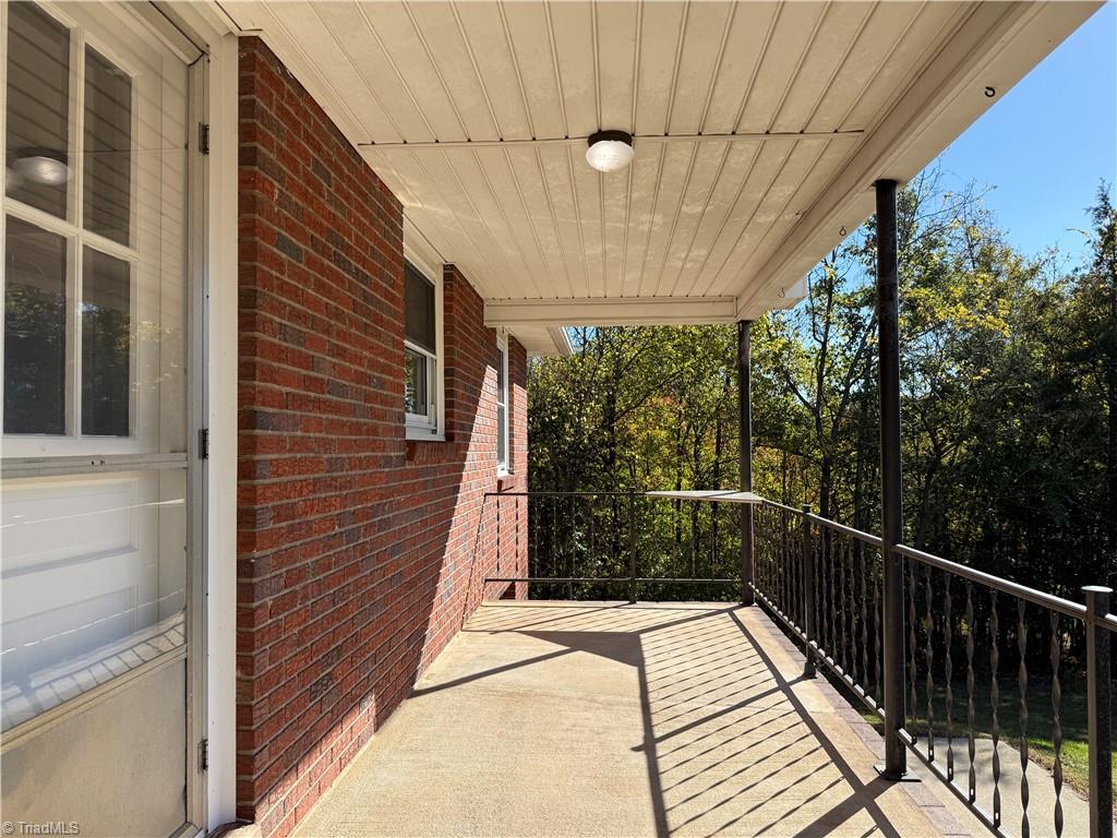 3241 Harper Road Clemmons, NC 27012 - Photo 4 of 27