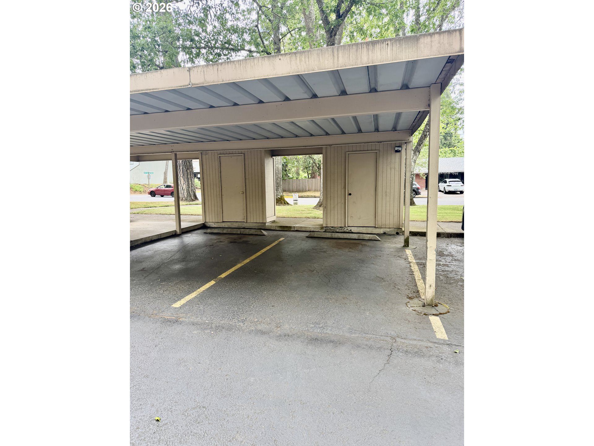 1434 Fetters Loop Eugene, OR 97402 - Photo 28 of 32 Storage