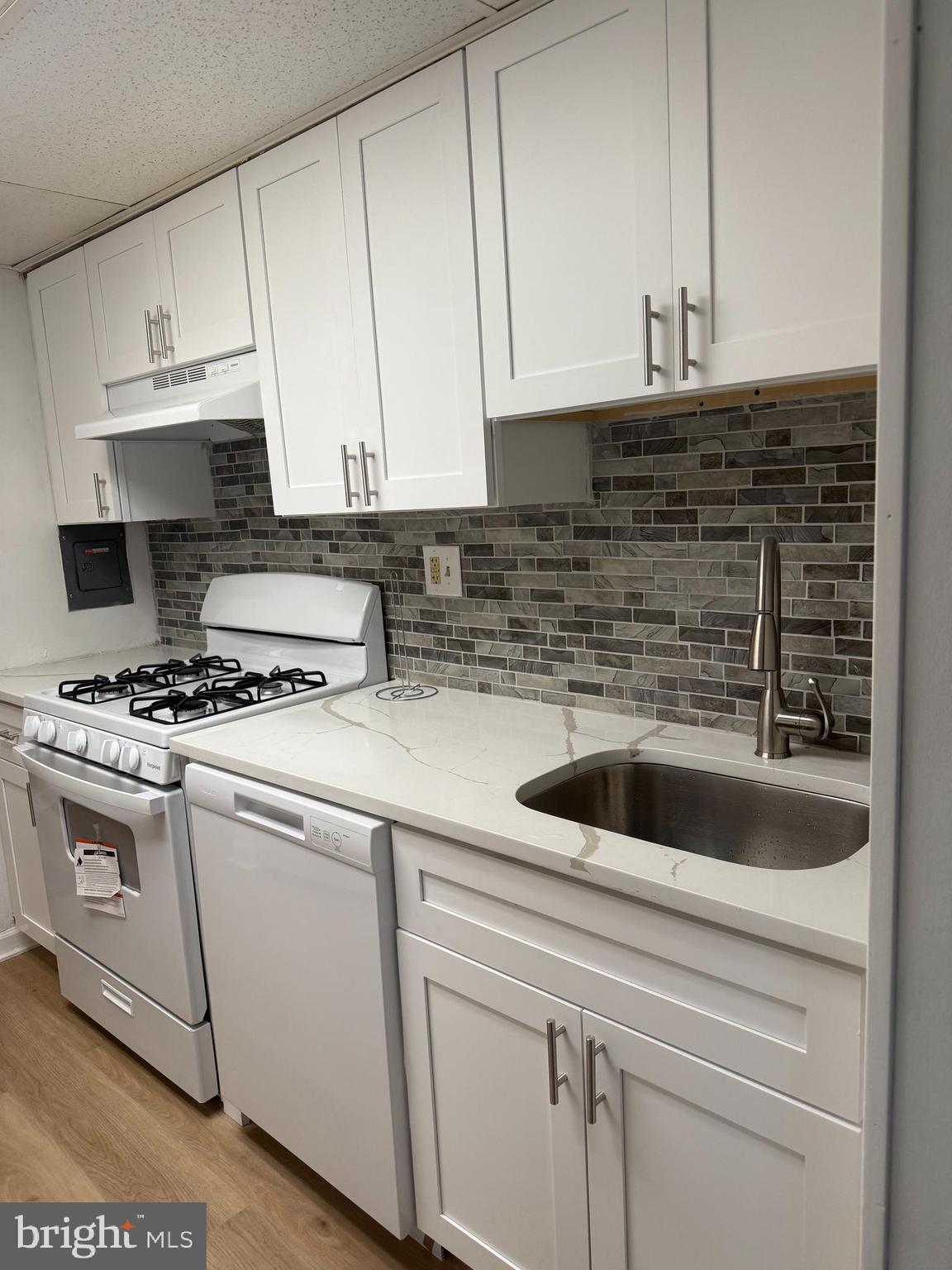 2628 Welsh Road, Unit 118 Philadelphia, PA 19152 - Photo 32 of 51 new kitchen