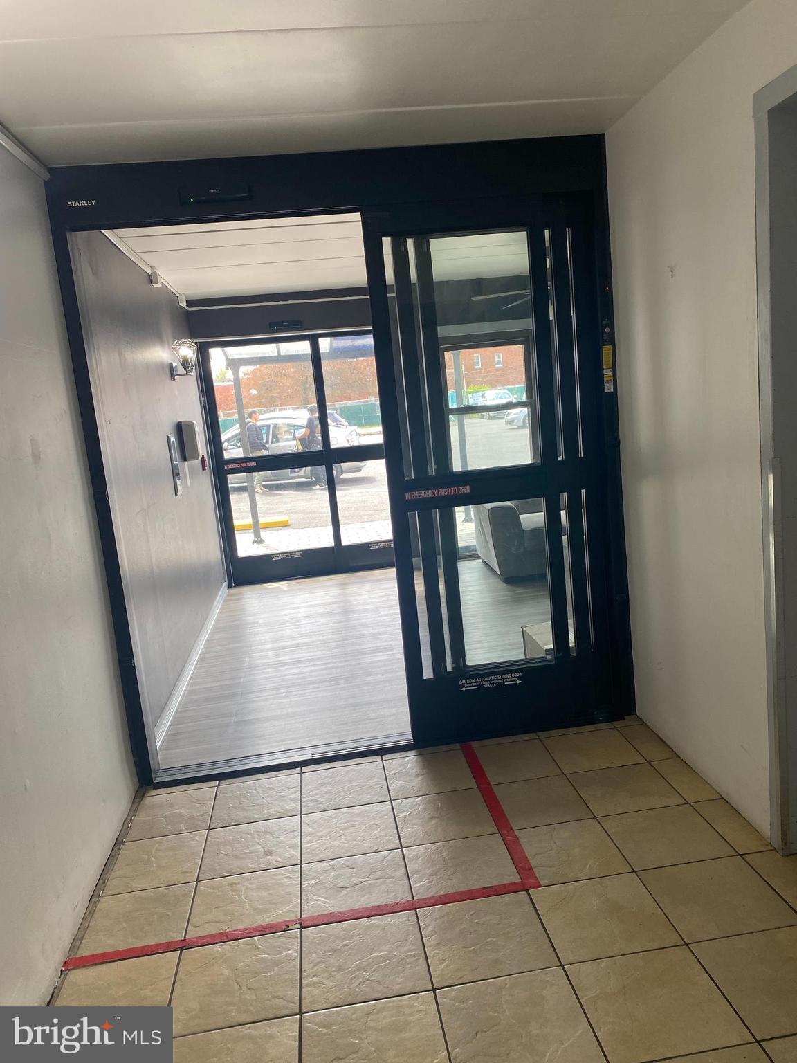 2628 Welsh Road, Unit 118 Philadelphia, PA 19152 - Photo 8 of 51 Double security entrance doors