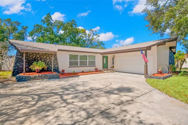 $589,500 | 650 Pinecrest Drive, Largo, FL 33770