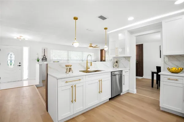 $589,500 | 650 Pinecrest Drive, Largo, FL 33770