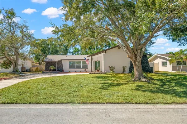 $589,500 | 650 Pinecrest Drive, Largo, FL 33770