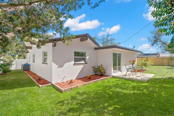 $589,500 | 650 Pinecrest Drive, Largo, FL 33770