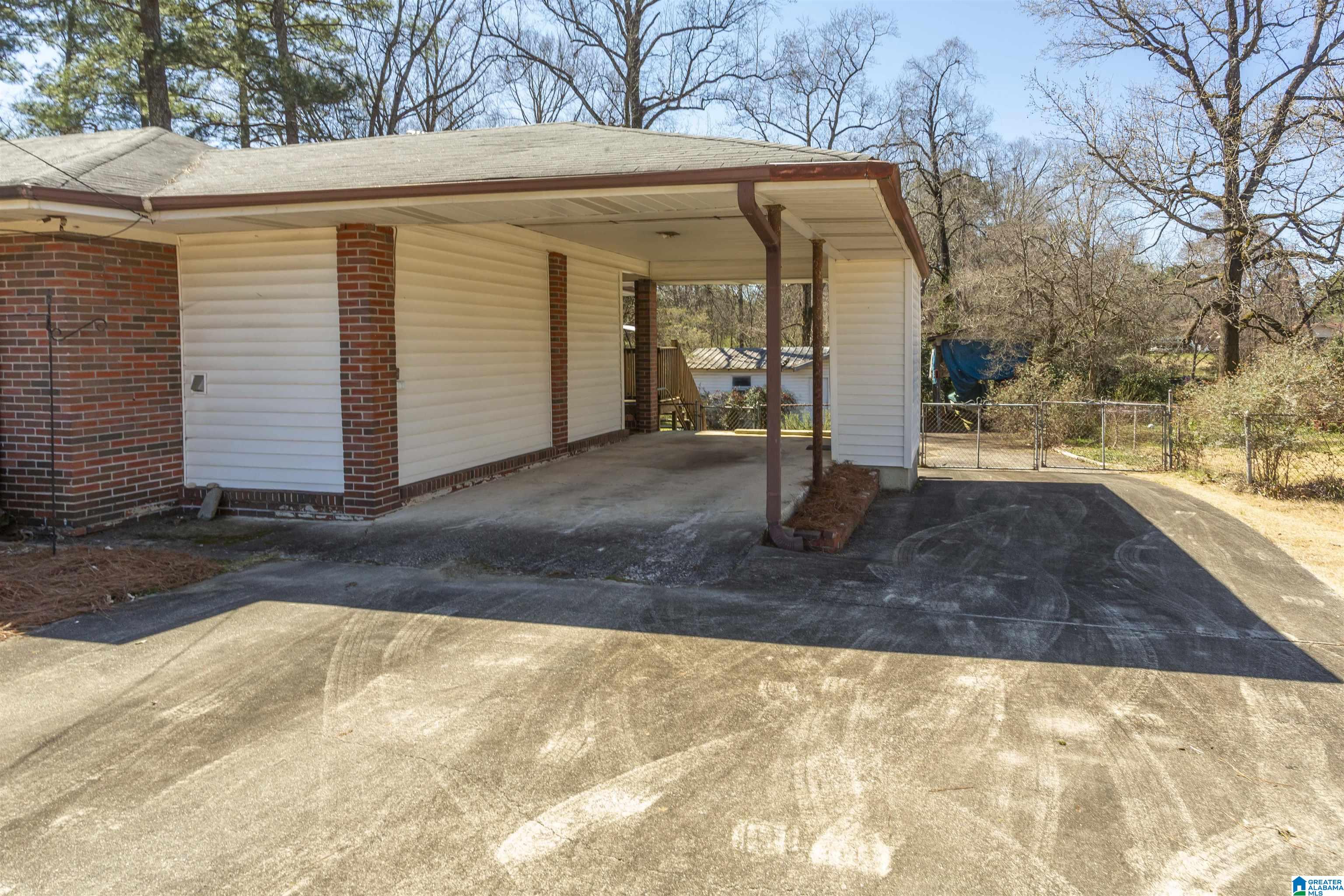 2060 Edith Avenue Birmingham, AL 35214 - Photo 4 of 38