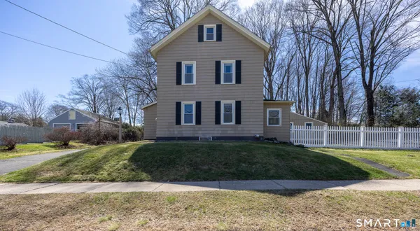 $369,900 | 278 Hobart Street, Southington, CT 06489