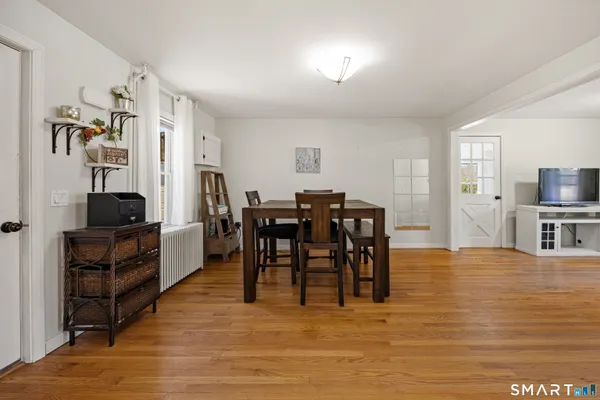 $369,900 | 278 Hobart Street, Southington, CT 06489