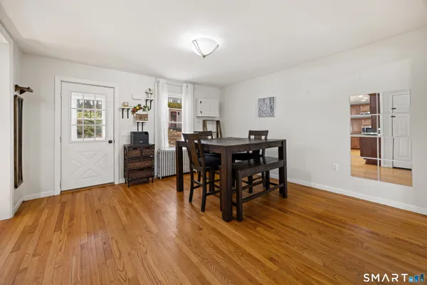 $369,900 | 278 Hobart Street, Southington, CT 06489