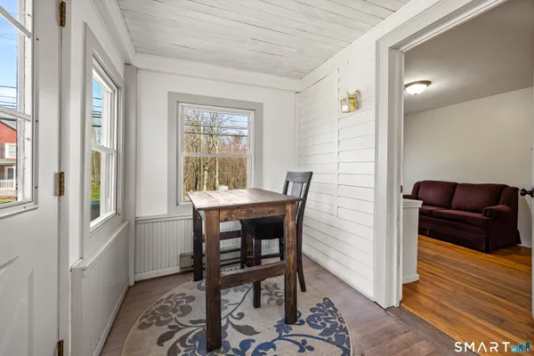 $369,900 | 278 Hobart Street, Southington, CT 06489