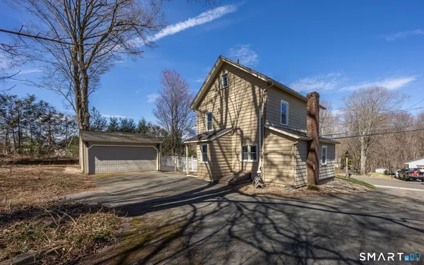 $369,900 | 278 Hobart Street, Southington, CT 06489