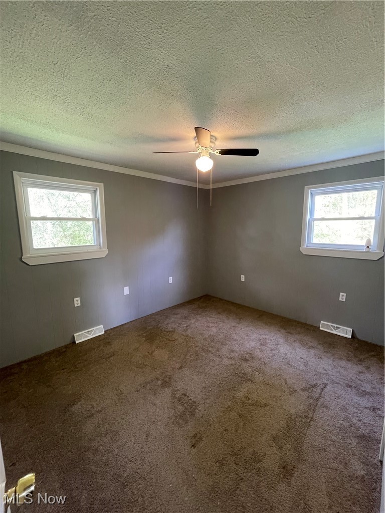 8449 Ridge Road Kinsman, OH 44428 - Photo 11 of 20