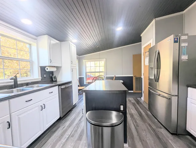 $359,950 | 43 Crestwood Drive, St. Johnsbury, VT 05819