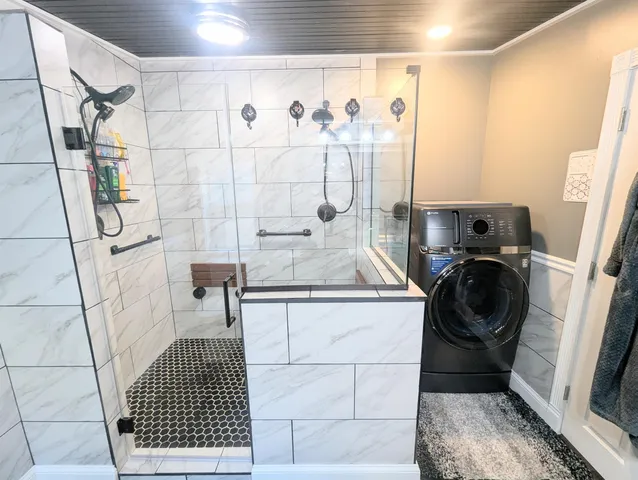 $359,950 | 43 Crestwood Drive, St. Johnsbury, VT 05819