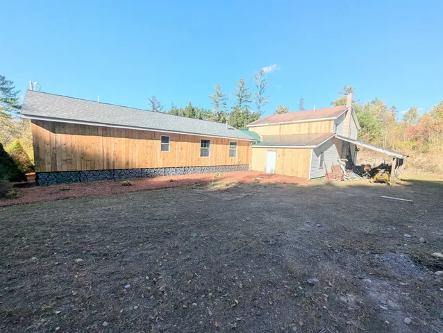 $359,950 | 43 Crestwood Drive, St. Johnsbury, VT 05819