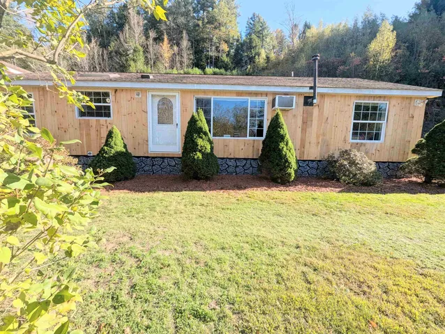 $359,950 | 43 Crestwood Drive, St. Johnsbury, VT 05819