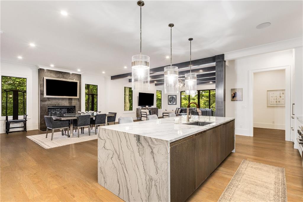 306 Pinecrest Road Northeast Atlanta, GA 30342 - Photo 16 of 67