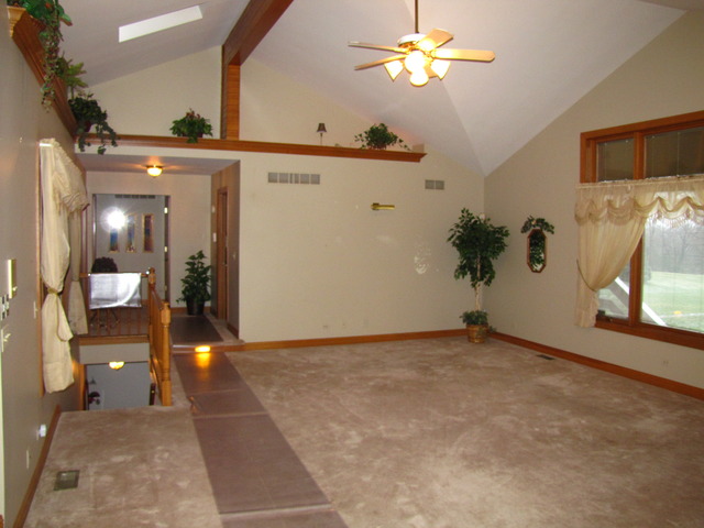 170 Montgomery Road Montgomery, IL 60538 - Photo 8 of 25