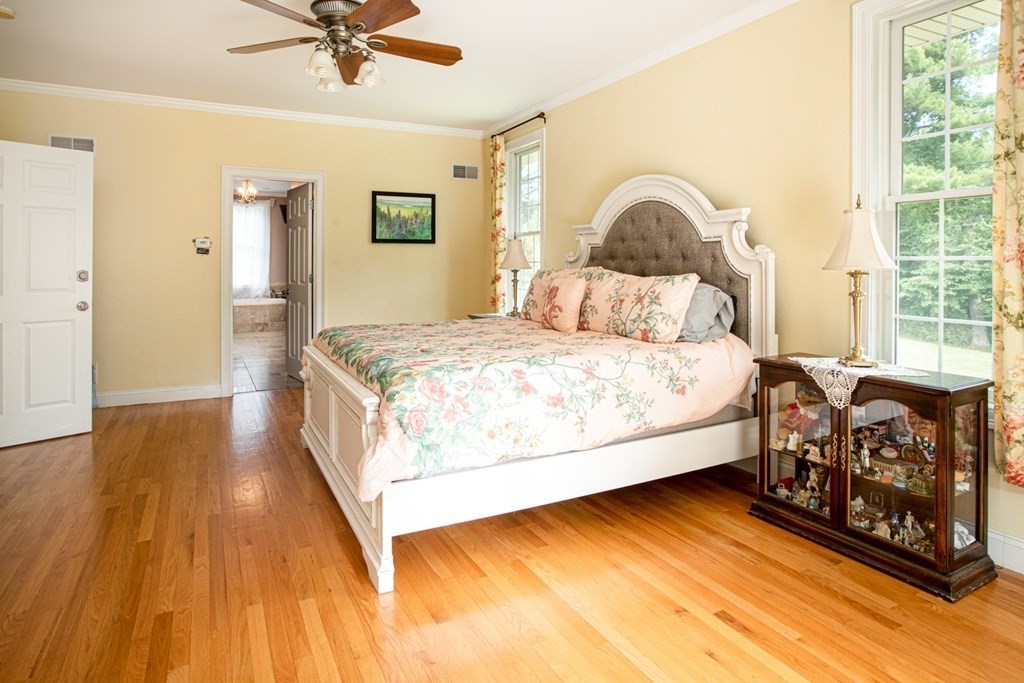77 Watuppa Road Westport, MA 02790 - Photo 12 of 33 Gallery Image 12