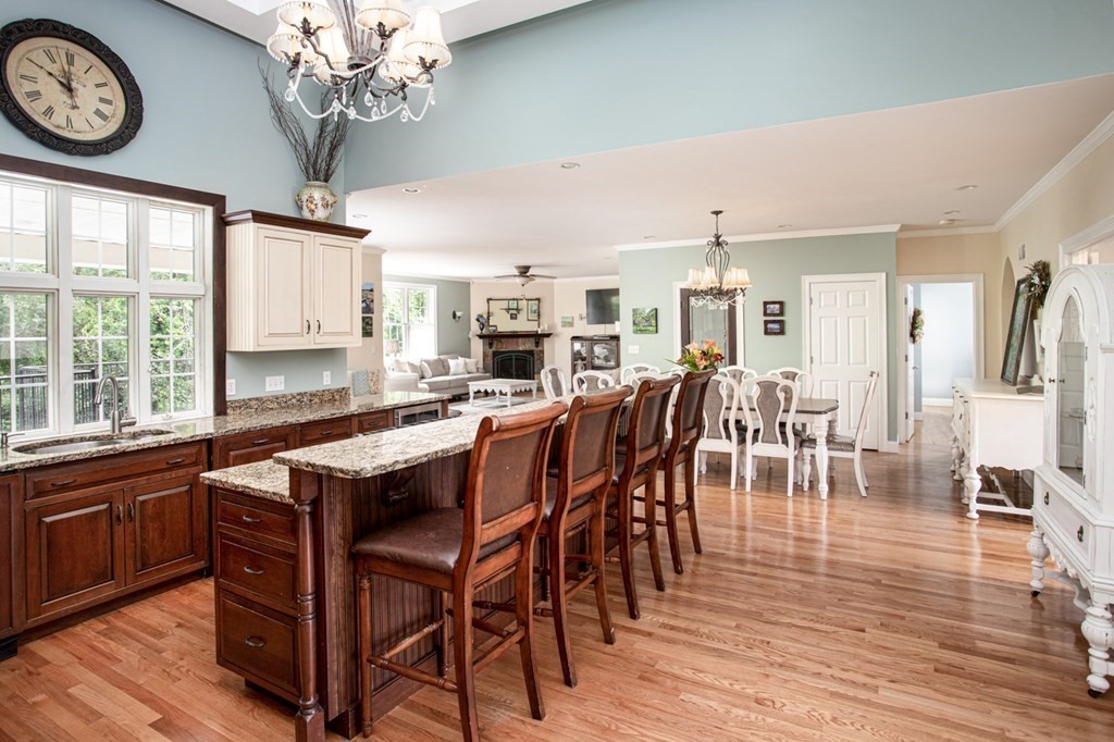 77 Watuppa Road Westport, MA 02790 - Photo 5 of 33 Gallery Image 5