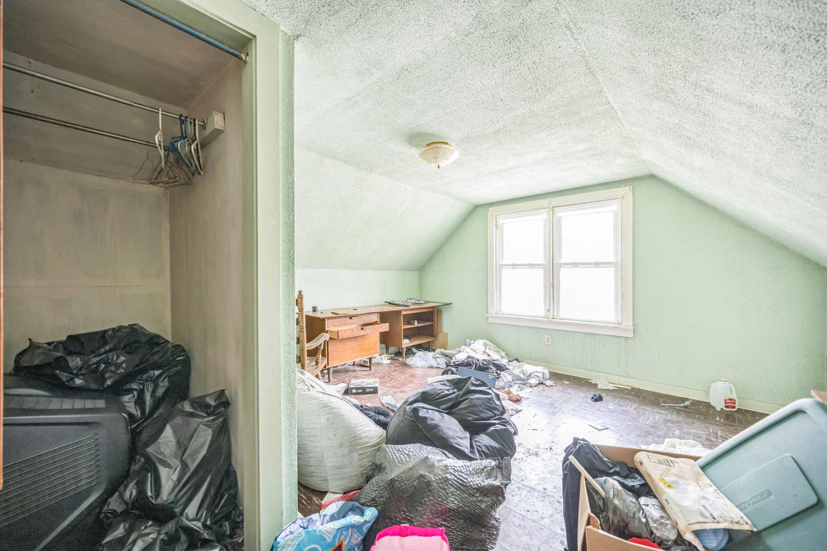230 West Garfield Avenue Decatur, IL 62526 - Photo 26 of 34 a bedroom with a bed and a window