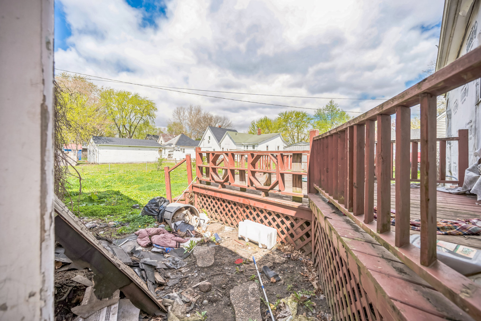 230 West Garfield Avenue Decatur, IL 62526 - Photo 31 of 34 a sign on the side of a building